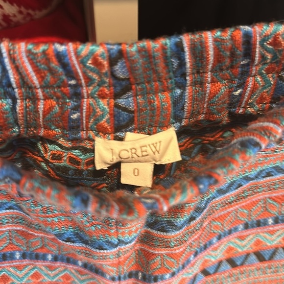 J Crew blue/red striped print 3” elasticized waistband shorts size 0 - Picture 2 of 3